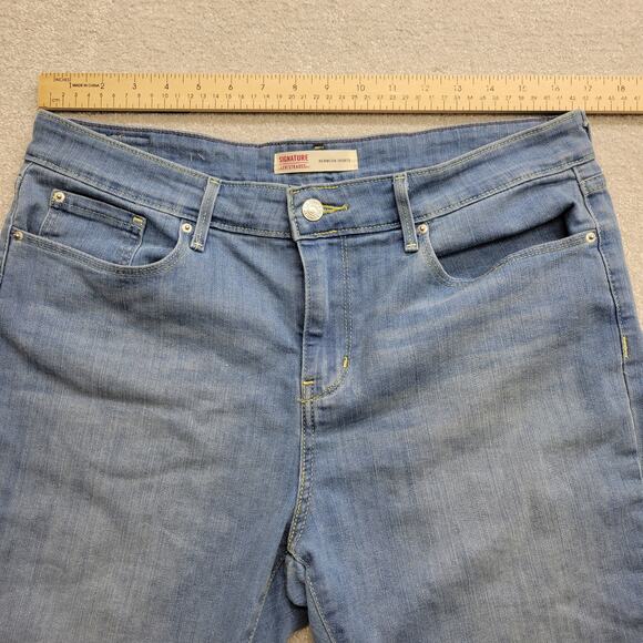 Levi Strauss Signature Bermuda Shorts Women’s 14 W32 Blue Denim Jorts - Picture 3 of 10